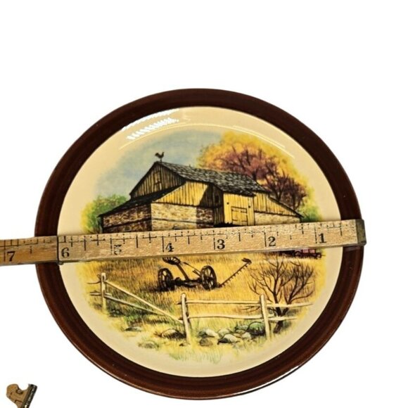VTG Walker China Barn scene collectors plate signed PA. Ohio memorabilia art - Picture 6 of 7